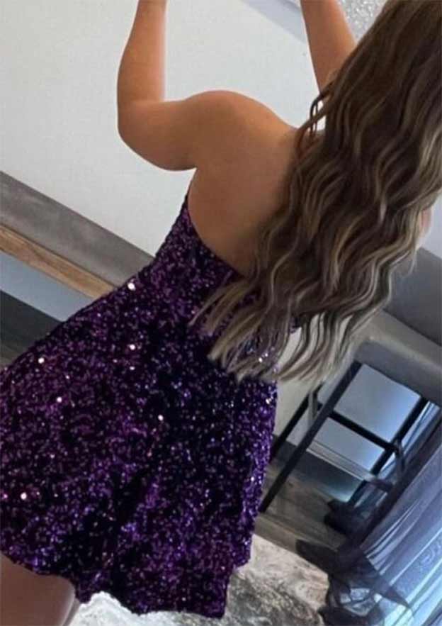 A-Line Sweetheart Sleeveless Mini Velvet Sequins Homecoming Dress with Pockets