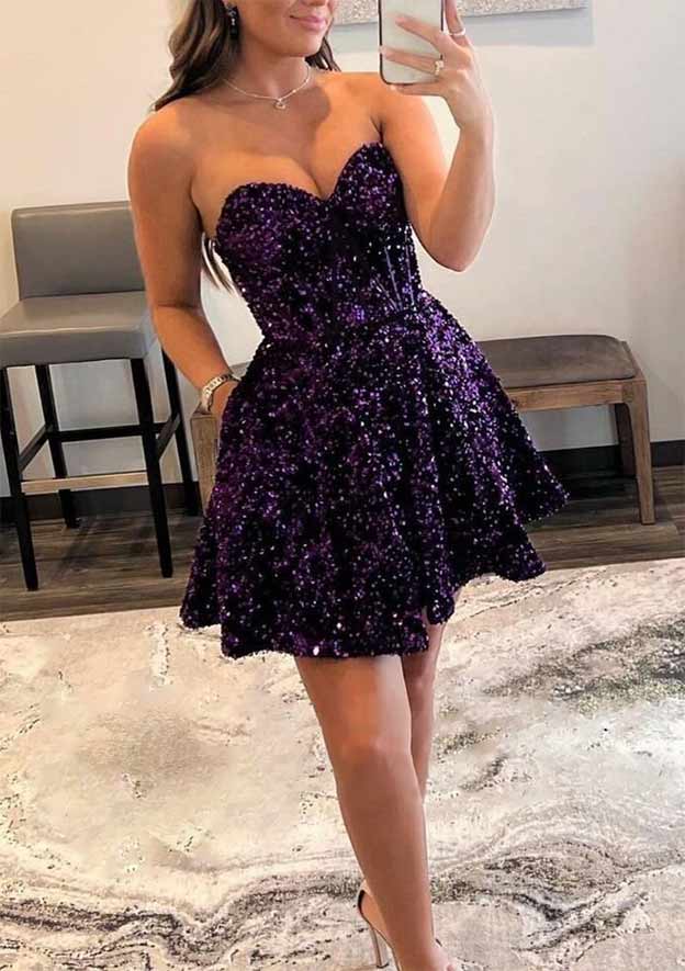 A-Line Sweetheart Sleeveless Mini Velvet Sequins Homecoming Dress with Pockets