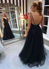 A-Line V-Neck Tulle Prom Dress/Evening Dress with Beading and Spaghetti Straps