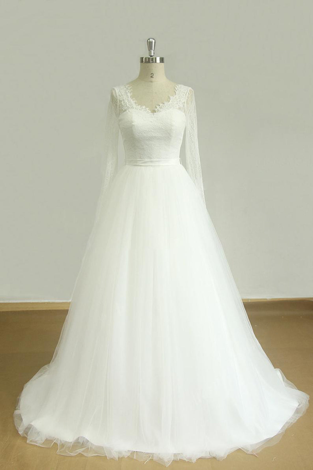 Affordable A-line White Lace Tulle Wedding Dress Longsleeves V-neck Bridal Gowns On Sale