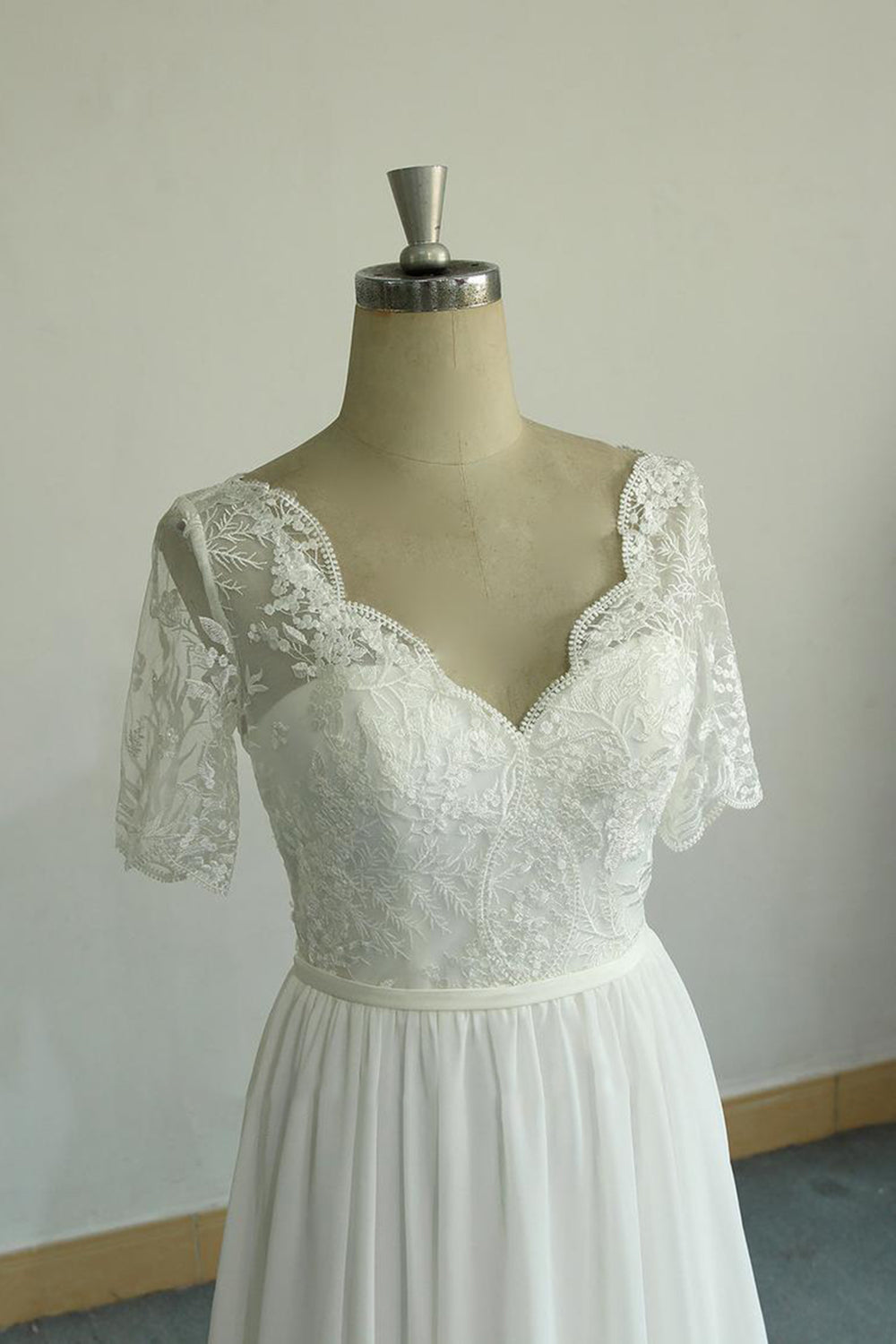 Affordable Halfsleeves V-neck Chiffon Wedding Dresses White A-line Ruffles Bridal Gowns Online