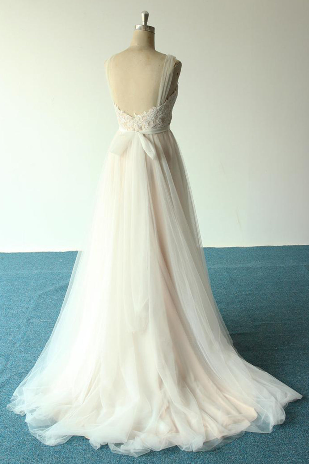 Affordable Jewel Sleeveless A-line Wedding Dresses Tulle Lace Bridal Gowns Online