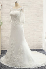 Affordable Jewel White Tulle Lace Wedding Dress Half Sleeves Appliques Bridal Gowns Online