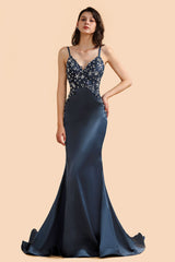 Affordable Spaghetti Straps V-Neck Prom Dresses Sleeveless Appliques Beadings Party Dresses Online