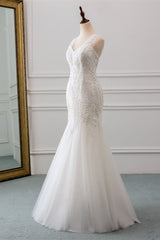 Affordable V-Neck Appliques Mermaid Wedding Dresses with Beadings Online