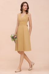Affordable V-Neck Ruffle Gold Short Bridesmaid Dresses with Bow