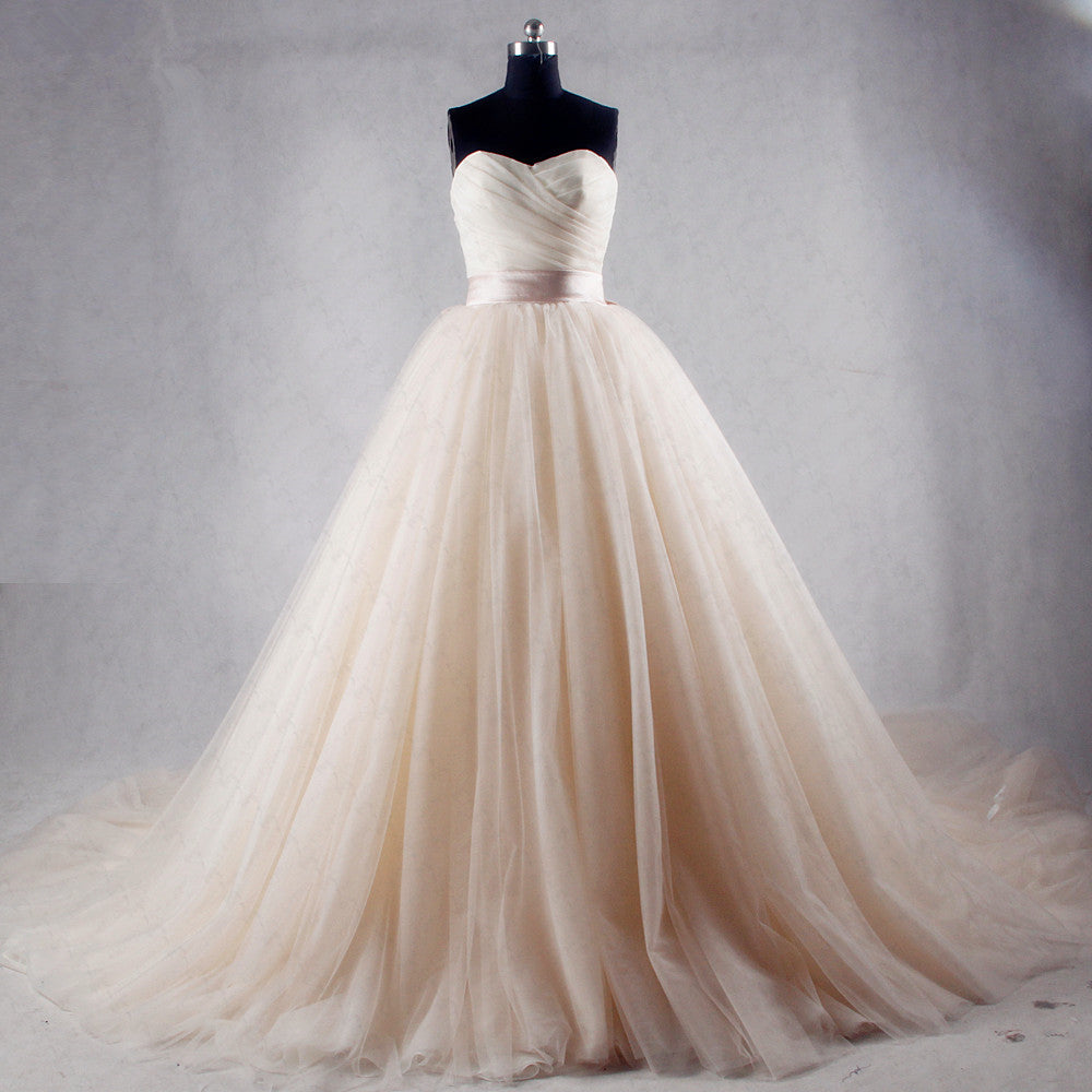 Ball Gown Strapless Sweetheart Tulle Wedding Dress Sweetheart Sleeveless Ruffles Bridal Gowns Online