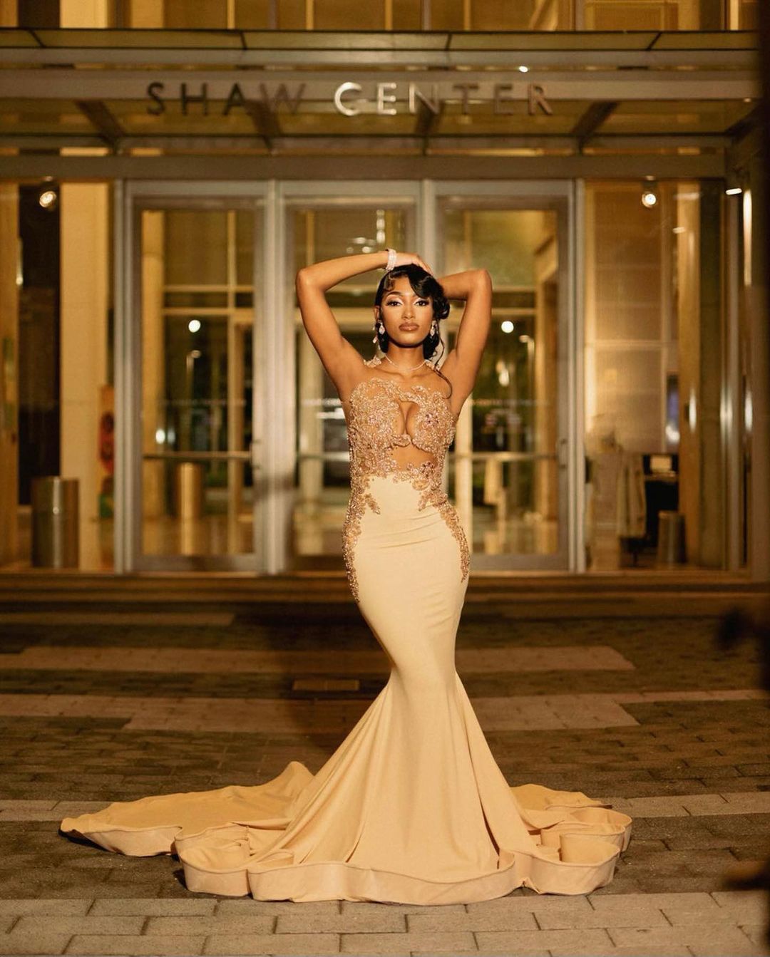 Elegant Long Champagne Mermaid Prom Dress with Sleeveless Beading and Newinlook Elegant Long Champagne Mermaid Prom Dress with Sleeveless Beading and Newinlook