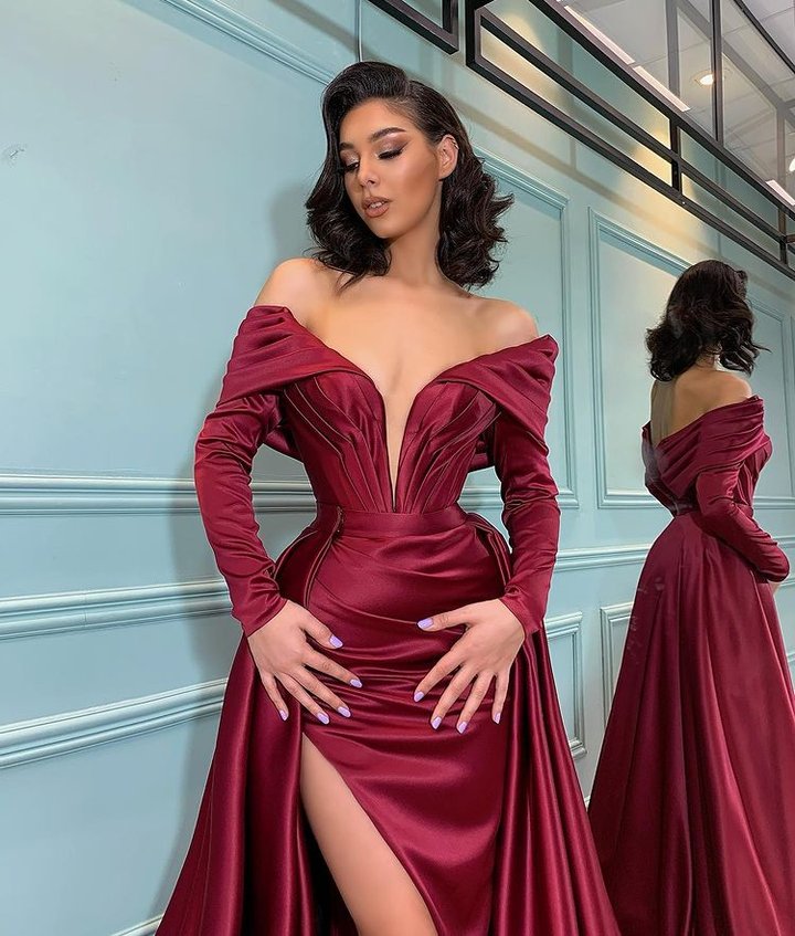 Burgundy Long Sleeve Prom Dress Split Off-the-Shoulder Party Gowns