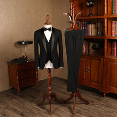 Newinlook Baldwin All-Black Custom Three-Piece Wedding Suit for Bridegrooms