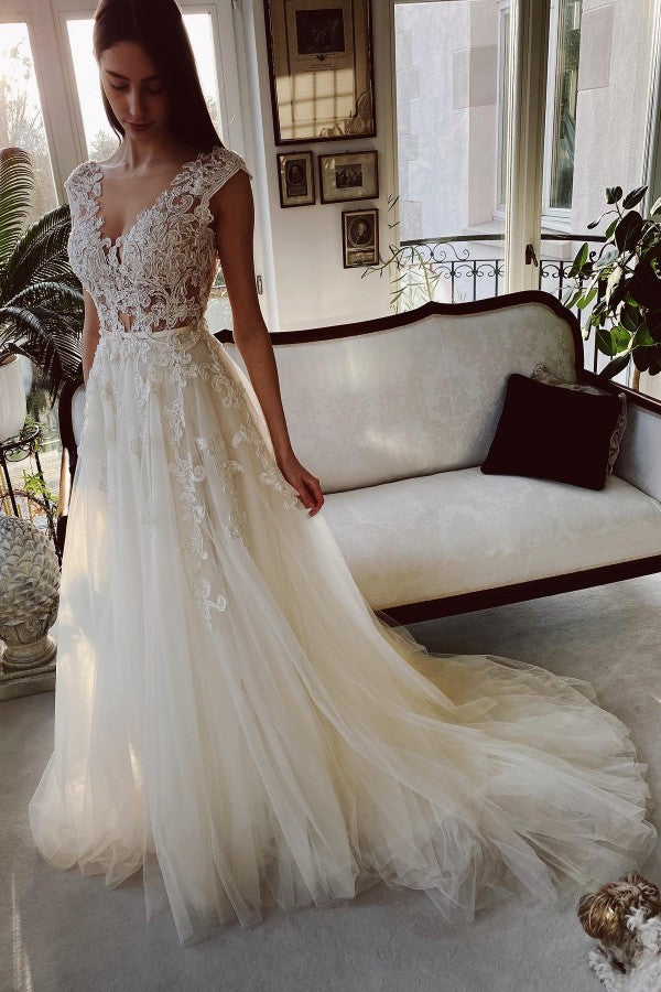Cap Sleeves Tulle Wedding Dress Open Back With Appliques Long