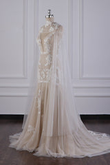 Chic High-Neck Tulle Champagne Wedding Dress Mermaid Sleeveless Appliques Bridal Gowns Online