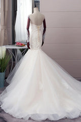 Chic Jewel Tulle Mermaid Lace Wedding Dress Pearls Appliques Long Sleeves Bridal Gowns Online