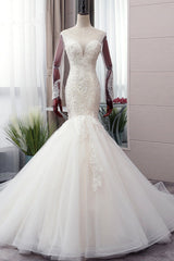 Chic Jewel Tulle Mermaid Lace Wedding Dress Pearls Appliques Long Sleeves Bridal Gowns Online