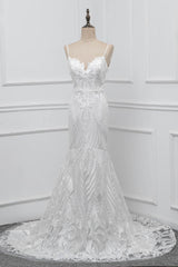 Chic Spaghetti Straps V-Neck White Wedding Dresses Appliques Sleeveless Bridal Gowns On Sale