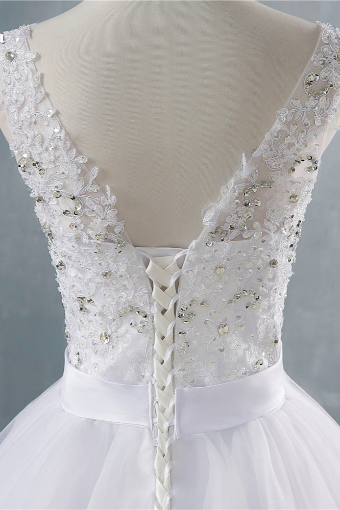 Chic Starps V-Neck Beadings Tulle Wedding Dress Sleeveless Appliques Bridal Gowns with Rhinestones