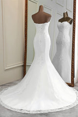 Chic Strapless Lace Appliques White Mermaid Wedding Dresses with Beadings Online