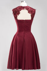 Cute Chiffon Round Neck Short Burgundy Bridesmaid Dresses with Appliques