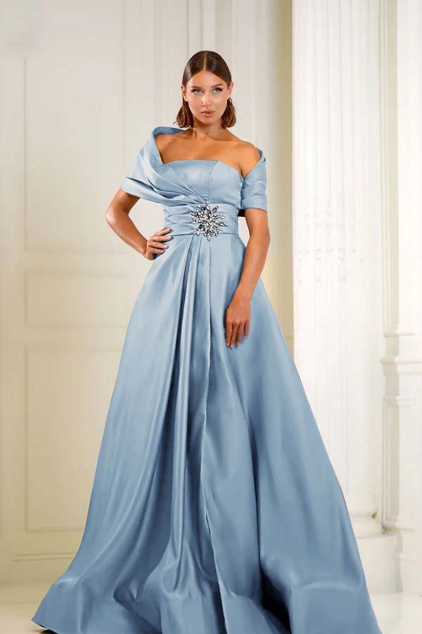 Off the Shoulder Sleeveless Long Formal Dress With Pleated Beading