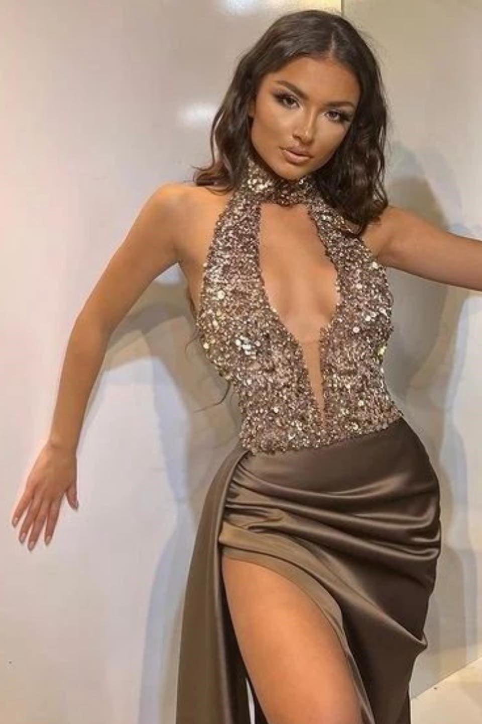 Newinlook Stylish Halter Sleeveless Deep V-Neck Split Evening Dress With Sequins