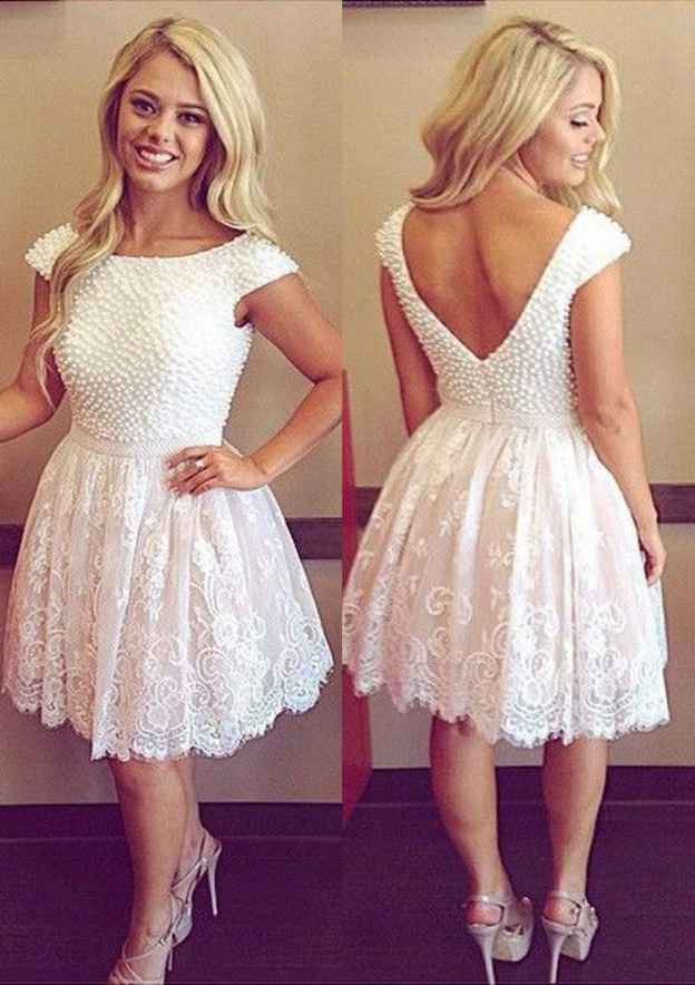 A-Line Bateau Knee-Length Lace Homecoming Dress with Beading