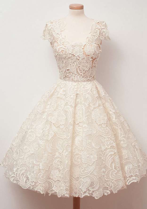 A-line Scalloped Neck Short Sleeve Lace Homecoming Dress
