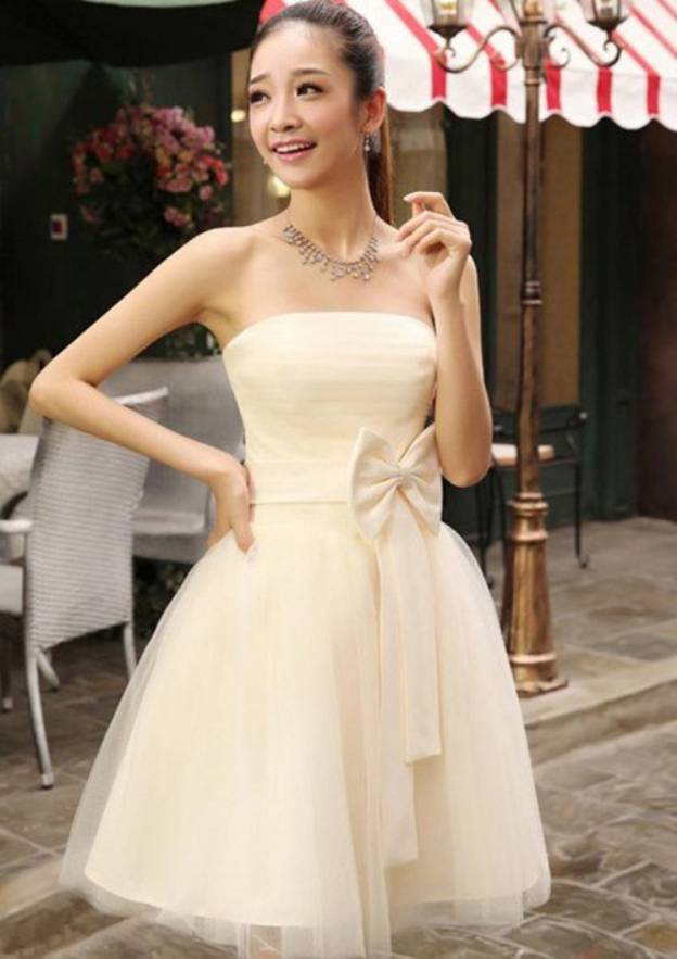 A-Line Strapless Pleated Bowknot Lace Up Mini Bridesmaid Dresses