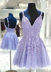 A-Line V-Neck Sleeveless Lace Tulle Short/Mini Homecoming Dress with Appliqued Beading