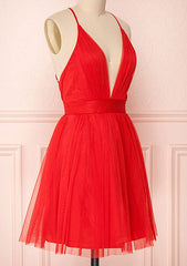 A-line V Neck Sleeveless Tulle Short/Mini Homecoming Dress With Pleated