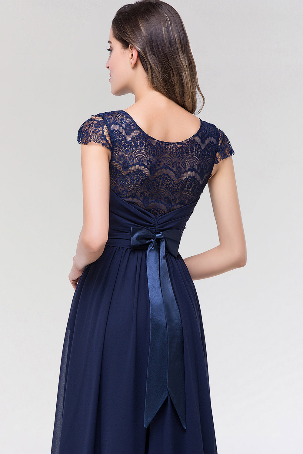 Elegant Lace Scoop Sleeveless Navy Bridesmaid Dresses with Buttons Newinlook Elegant Lace Scoop Sleeveless Navy Bridesmaid Dresses with Buttons Newinlook