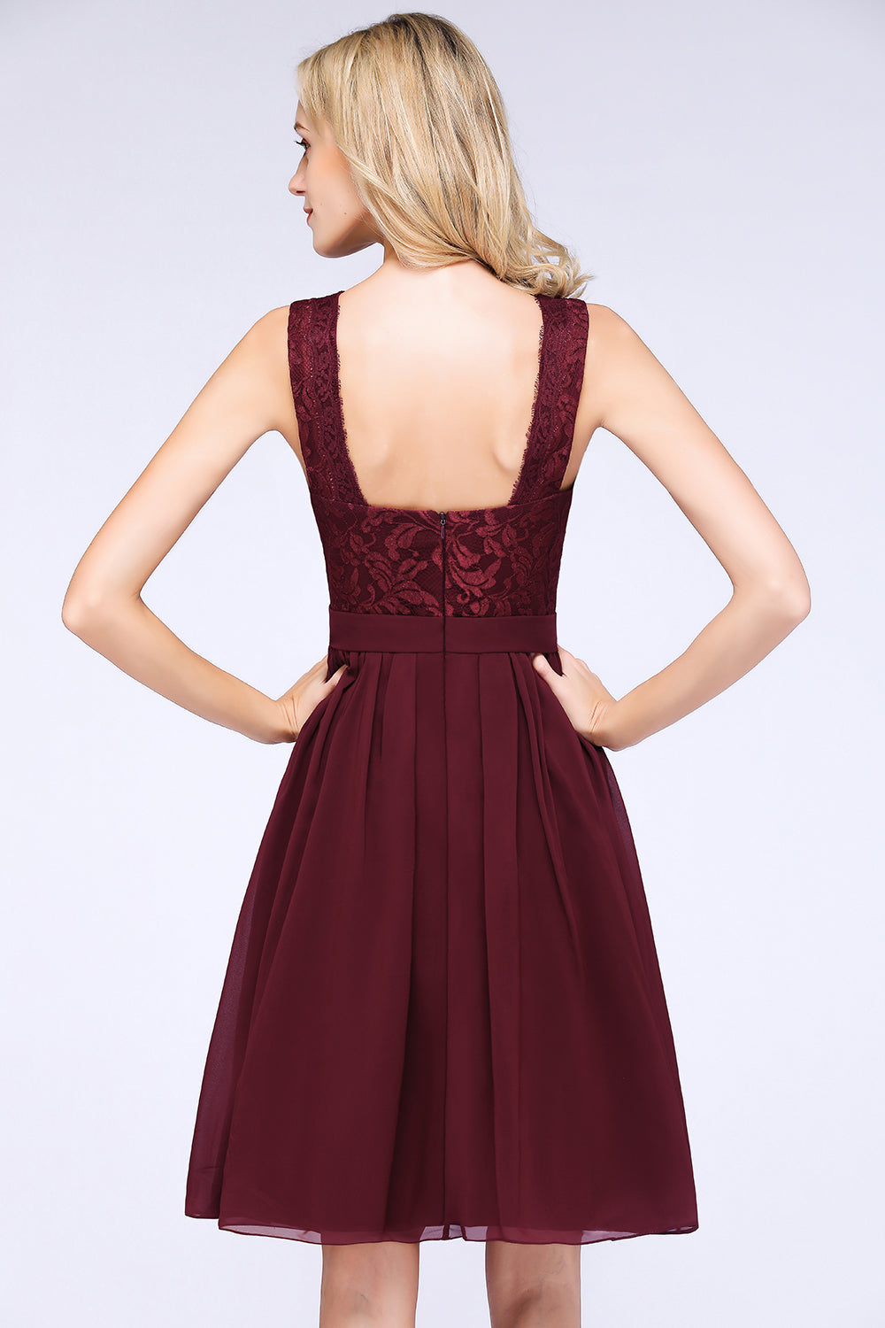 Elegant Lace V-Neck Short Burgundy Chiffon Bridesmaid Dress with Ruffle