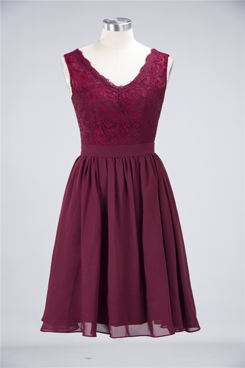 Elegant Lace V-Neck Short Burgundy Chiffon Bridesmaid Dress with Ruffle