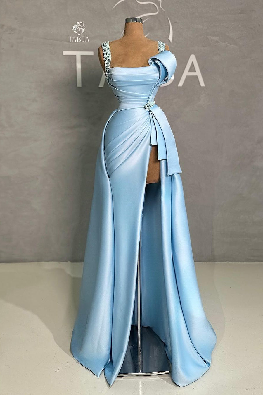 Elegant Long Blue A-line Straps Pearls Sleeveless Prom Gown With Slit