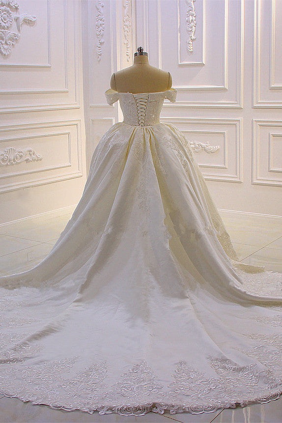 Elegant Off-the-Shoulder Tulle Wedding Dress Sweetheart Lace Appliques Bridal Gowns with Overskirt On Sale