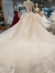 Elegant Off-the-shoulder White A-line Wedding Dresses Tulle Ruffles Bridal Gowns With Appliques Online
