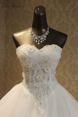 Elegant Strapless Tulle Ball Gown Wedding Dress Appliques Sequined Sweetheart Bridal Gowns On Sale