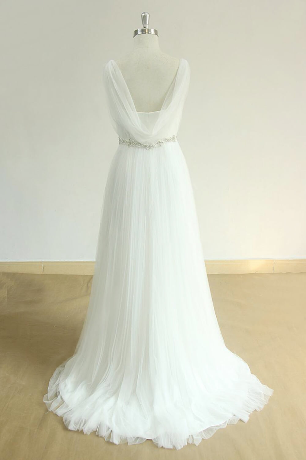 Elegant Straps Tulle White Wedding Dress A-line Ruffles Sleeveless Bridal Gowns On Sale