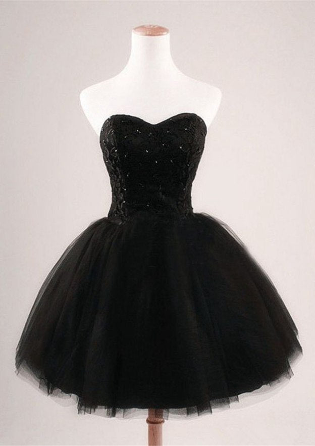 Elegant Tulle Cocktail Dress with Lace Embroidery - A-Line/Princess Strapless Short/Mini