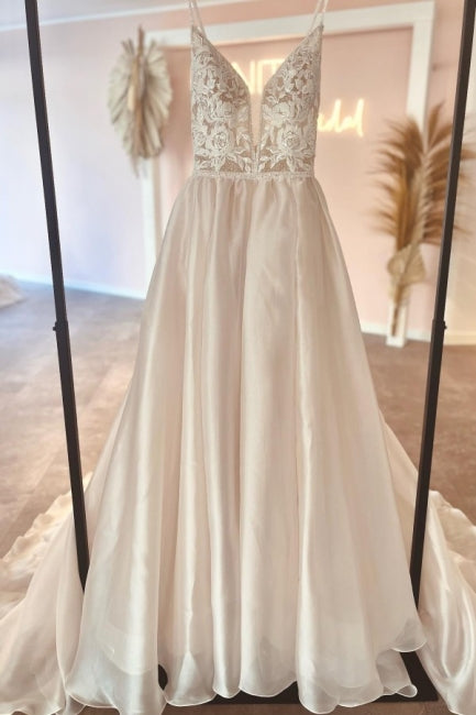Elegant V-Neck Spaghetti Straps Sleeveless A-Line Wedding Dress in Delicate Lace