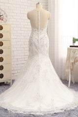 Elegant White Sleeveless Jewel Wedding Dresses With Appliques Mermaid Lace Bridal Gowns Online