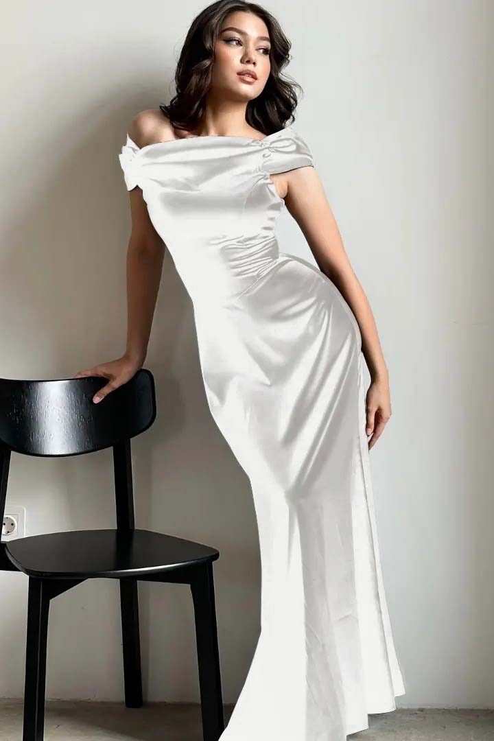 Off the Shoulder Sleeveless Long Mermaid Formal Dress With Pleated