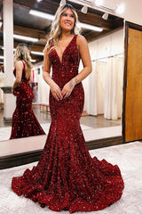 Newinlook Elegant Black Straps V Neck Mermaid Sequins Evening Dress With Backless