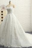 Glamorous Sweetheart A-line Tulle Wedding Dresses With Appliques White Ruffles Lace Bridal Gowns  Online