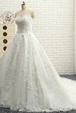 Glamorous Sweetheart A-line Tulle Wedding Dresses With Appliques White Ruffles Lace Bridal Gowns  Online
