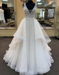 Glamorous White Tulle Lace Ruffles White Wedding Dress Sleeveless Appliques Bridal Gowns On Sale