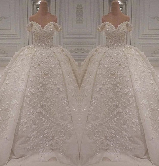 Gorgeous A-line Off-the-shoulder White Wedding Dresses V-neck Tulle Lace Bridal Gowns With Appliques Online