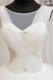 Gorgeous Jewel Sleeveless White Wedding Dress Tulle Appliques Bridal Gowns Online