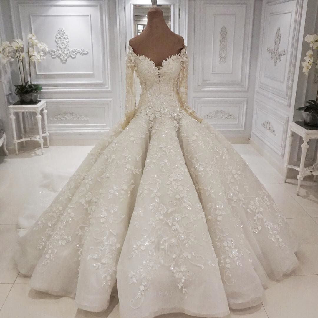 Gorgeous Longsleeves White Lace Wedding Dresses A-line Tulle Bridal Gowns With Appliques Online