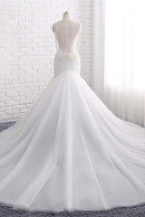 Gorgeous Spaghetti Straps V-Neck Mermaid Wedding Dress White Lace Appliques Sleeveless Bridal Gowns Online