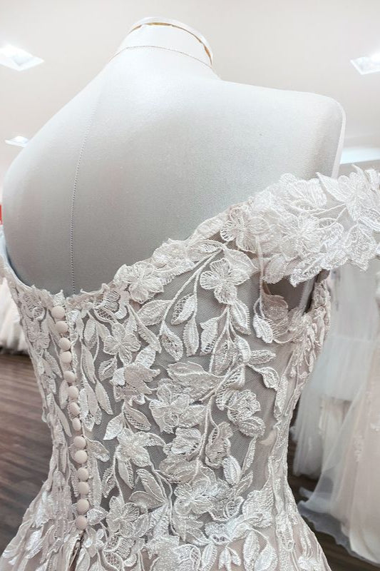 Graceful Off The Shoulder Tulle Lace Ruffles A-Line Wedding Dresses